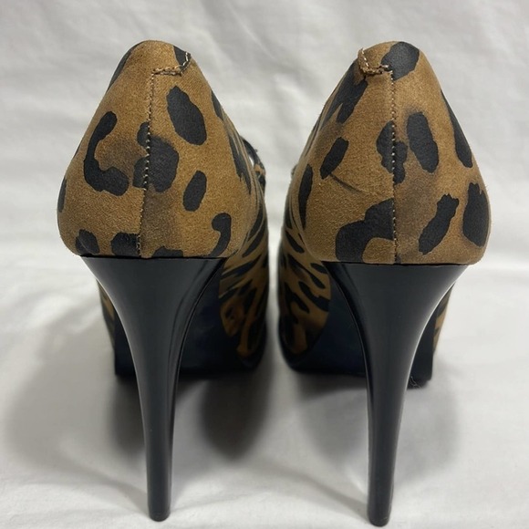 Simply Vera Wang Platform Stilettos Cheetah Print Size 7.5 - Picture 4 of 11